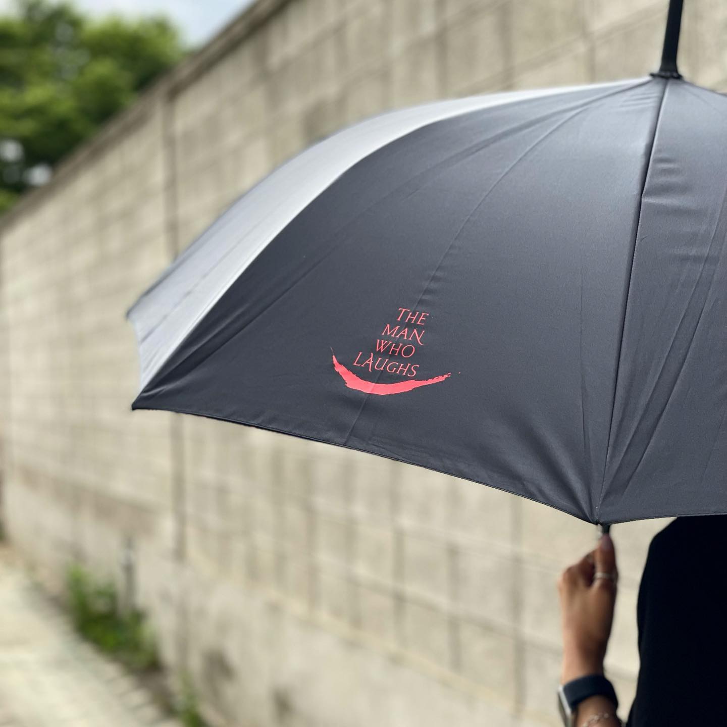 2022「笑う男」傘［送料込］
