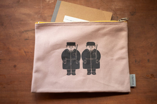 ポーチ（猟師たち）